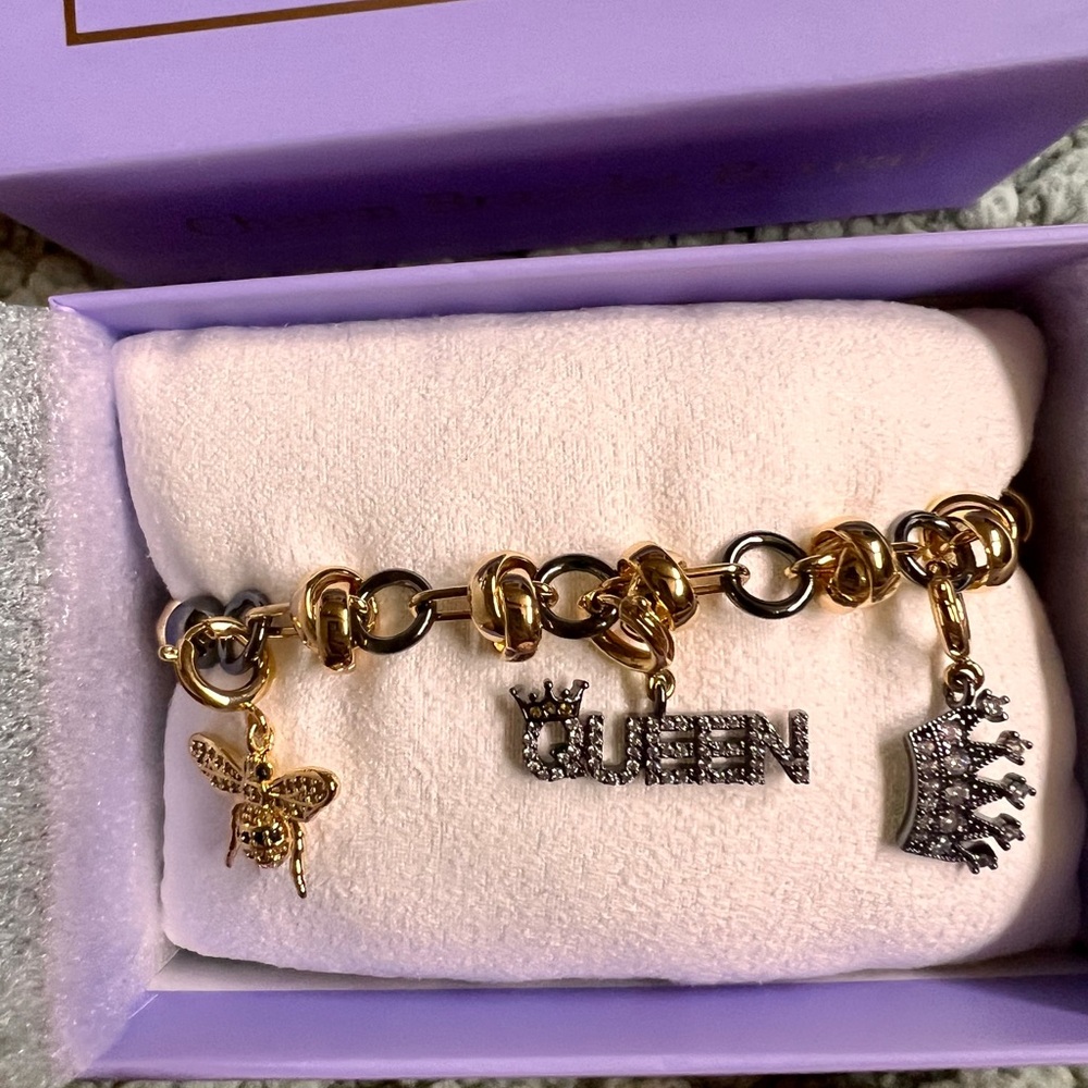 BP The Queen Bee.Gold and Hematite plating.Charm Bracelet
